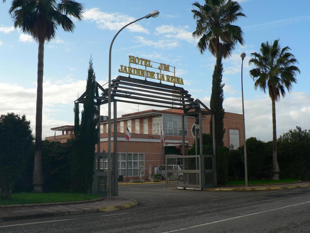 Hotel Jm Jardin De La Reina Guillena Exteriör bild