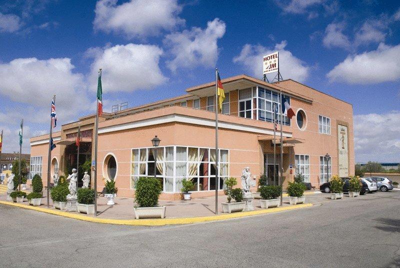 Hotel Jm Jardin De La Reina Guillena Exteriör bild